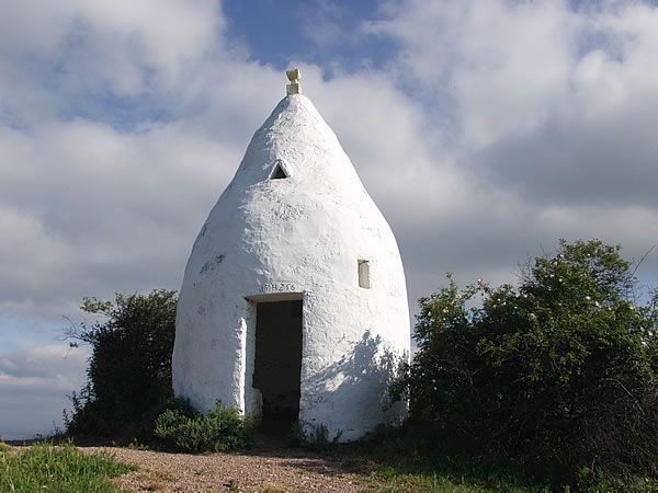 File:Trullo flonheim.jpg