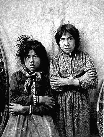 File:Two Tlingit girls.jpg