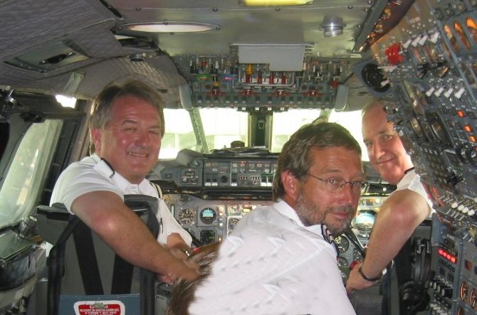 File:Concorde Flight Deck2.jpg