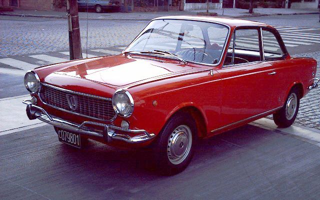 File:FIAT 1500 Coupe Vignale (01).jpg