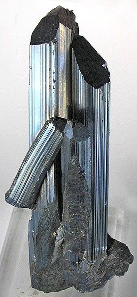 File:Stibnite-150558.jpg