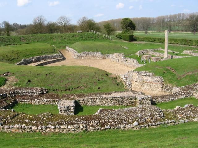 File:Verulamium Roman Theatre 2.jpg