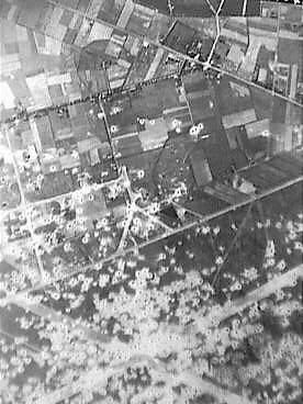 File:Vliegveld Uden 1944.jpg