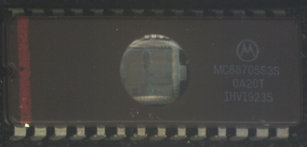 File:Ic-photo-motorola-MC68705S3S.png