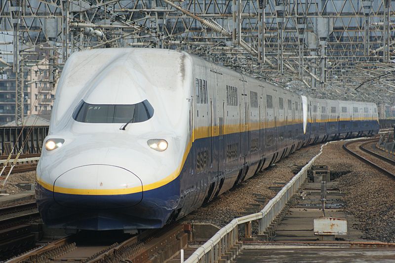 File:JR East Shinkansen E4.jpg