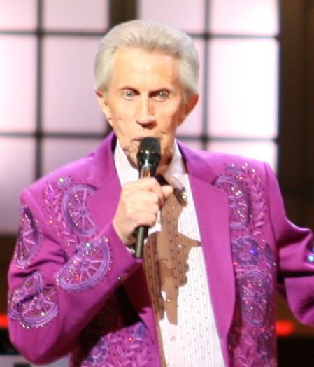 File:Porter Wagoner (3467619052) (cropped).jpg