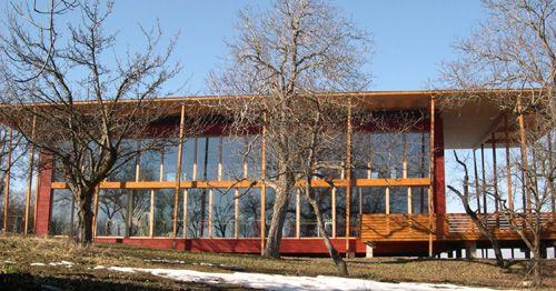 File:S-House Stohballen Passivhaus Südseite im Winter.jpg