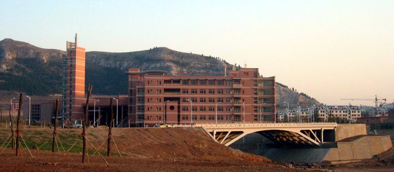 File:Sdu xinglongshan campus 2005 04.jpg