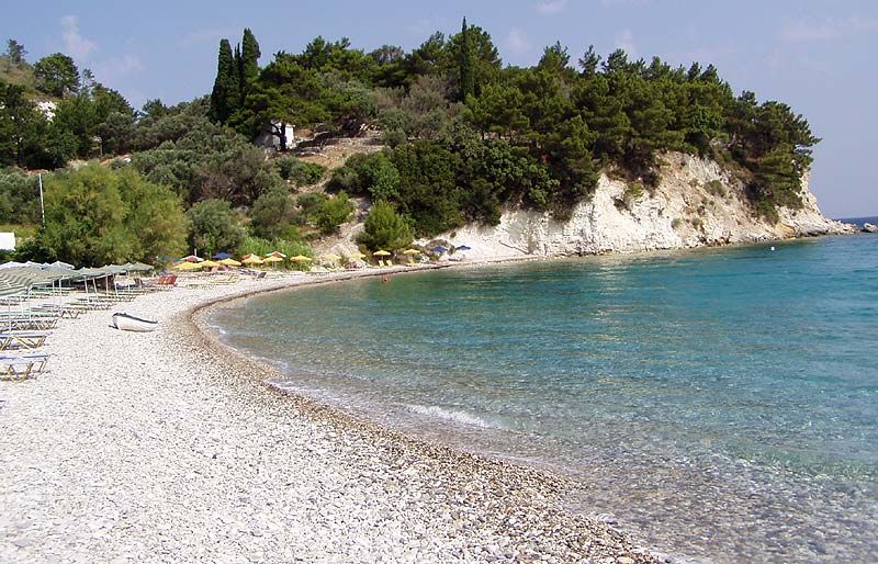 File:Tsamadou beach2.jpg