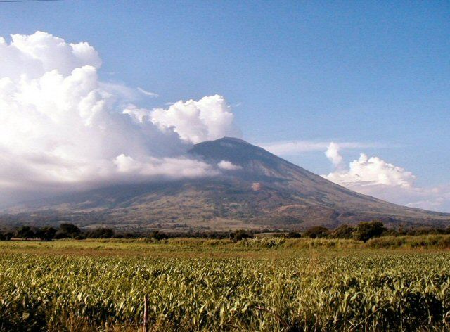 File:Volcan de san miguel.jpg