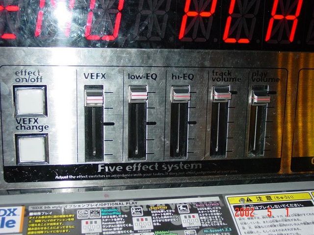 File:Beatmania IIDX - Effector.jpg