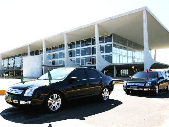 File:Brazilian Presidential Motorcade.jpg