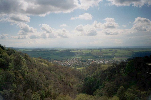 File:Dollar Glen - geograph.org.uk - 1242168.jpg