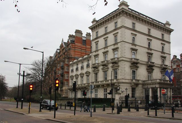 File:French Embassy - geograph.org.uk - 645453.jpg