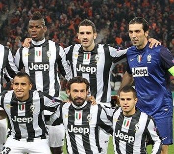 File:Juventus FC 2012-2013 players.jpg