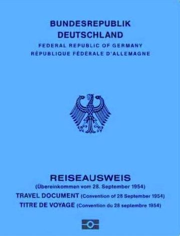 File:Reiseausweis Staatenlose1.jpg