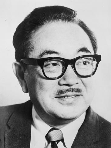 File:S I. Hayakawa, 1976 (cropped).jpg