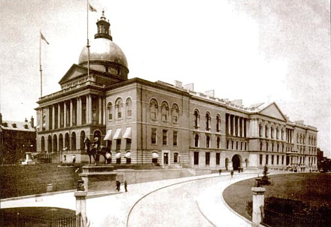 File:StateHouse ca1895 Boston.png