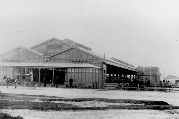 File:The first Fremantle railway station.jpg