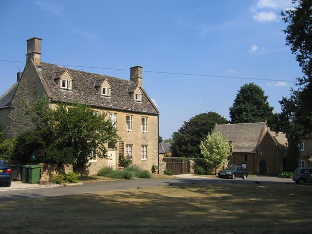 File:Barton-on-the-Heath - geograph.org.uk - 205189.jpg