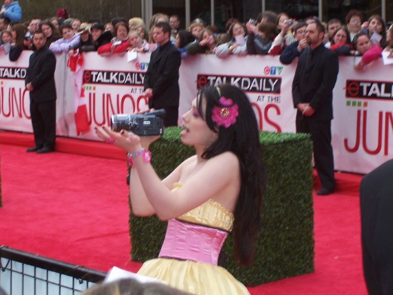 File:Skye Sweetnam with camcorder.jpg