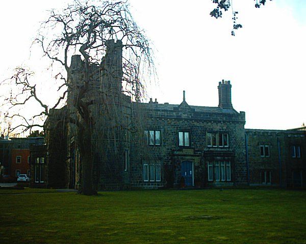 File:Abbeydale Hall 10-04-06.JPG