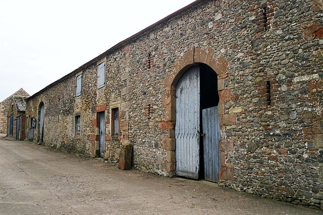 File:Barn, Moorhouse.jpg