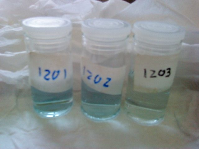 File:Extracted phycocyanin.jpg