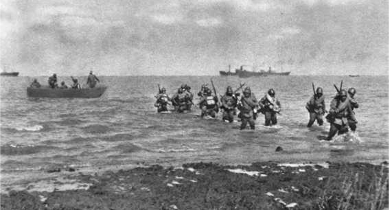 File:Japanese landing at Baimaokou, November 1937.png