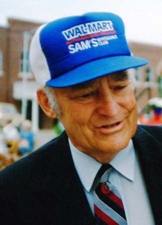 File:Sam-Walton.jpg