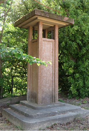 File:ラヂオ塔 諏訪山公園.png