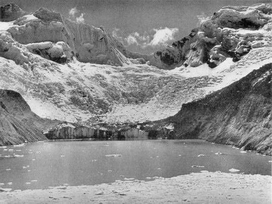 File:Lago Palcacocha 1939.jpg