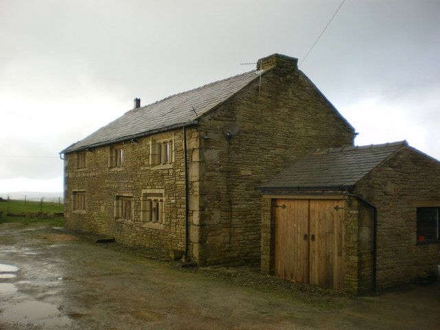 File:Monk Hall - geograph.org.uk - 1593096.jpg