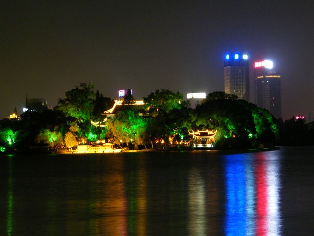 File:Jiaxing Southlake dark.jpg