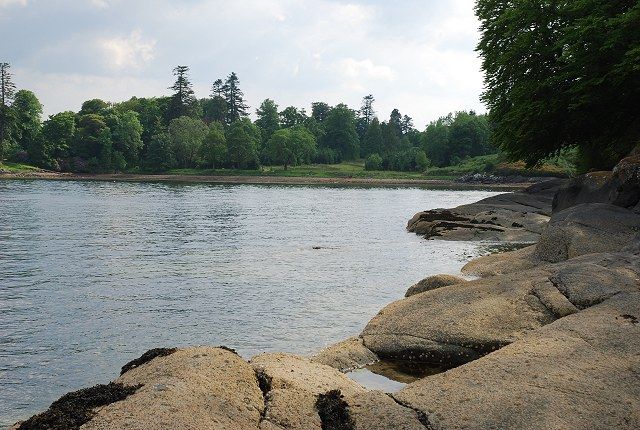 File:Minard Bay - geograph.org.uk - 460981.jpg