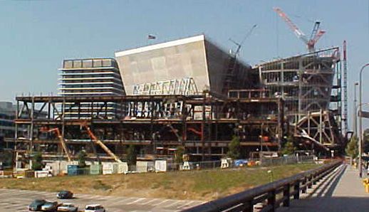 File:2001-0714-DisneyHall-construction.jpg