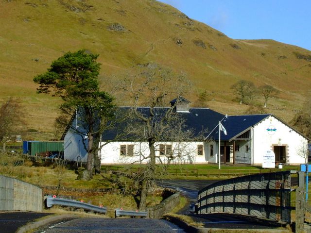 File:Greenock Cut Visitor Centre.jpg