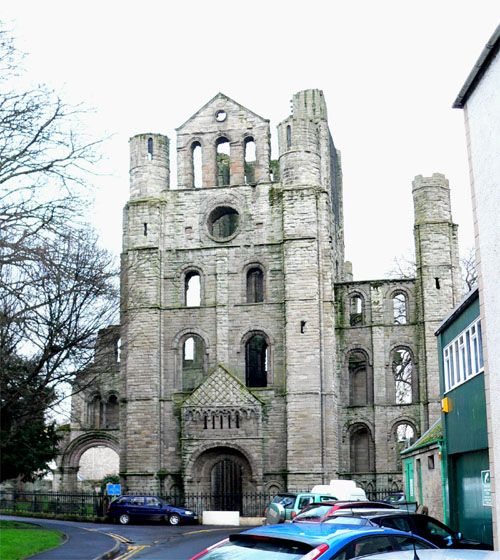 File:Kelso Abbey.jpg