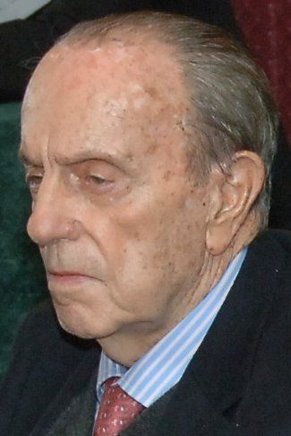 File:Manuel Fraga 2008 (cropped).jpg