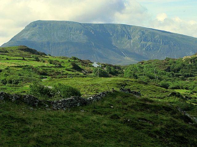 File:Towards Muckish - geograph.org.uk - 901363.jpg