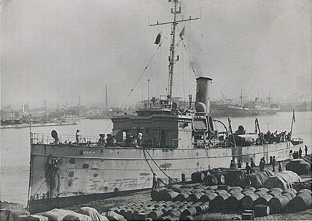 File:Ulua Marsseille 1946.jpg