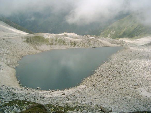 File:Ansoo Lake.jpg