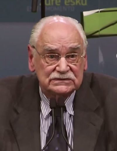 File:Antonio Álvarez Solís 2012.jpg