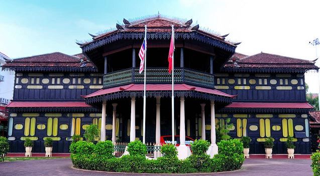 File:Istana Jahar.JPG