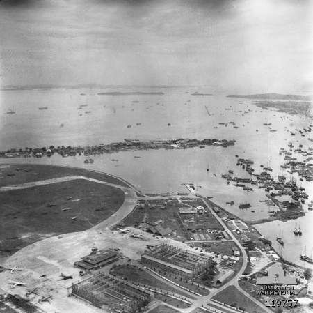 File:Kallang Airport aerial photo 1945.jpg