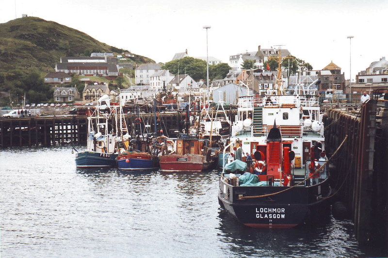 File:Mallaig Harbour - geograph.org.uk - 1970516.jpg