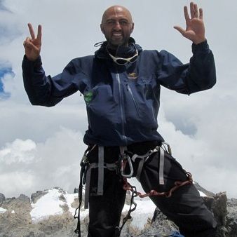 File:Mostafa Salameh completing the 7 summits cropped.jpg