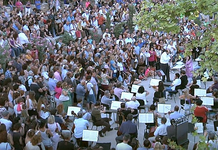 File:Myron Michailidis, Open rehearsal.jpg