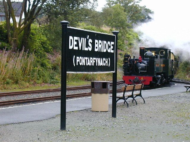 File:VoRR Devil's Bridge station.jpg