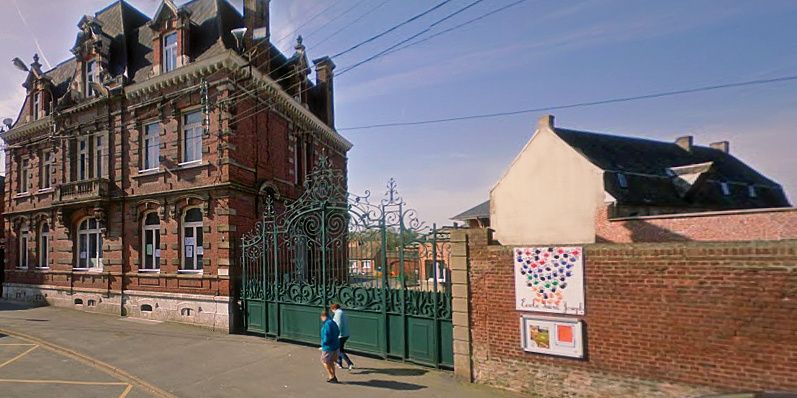 File:École Saint-Joseph façade.jpg